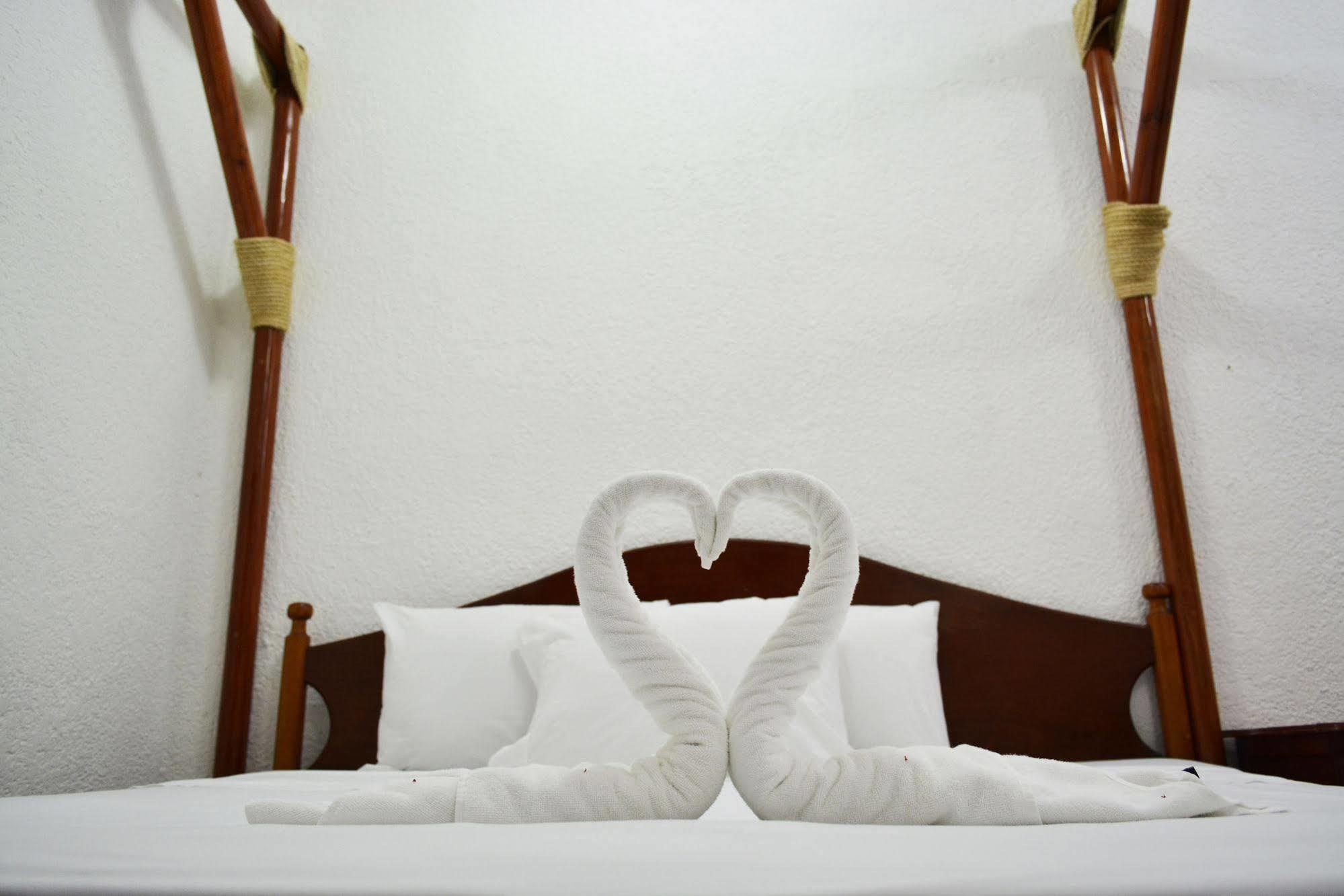Hotel Azul By Encanto Playa del Carmen Kültér fotó